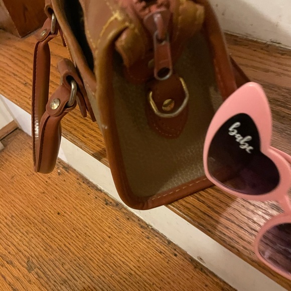 Dooney and Bourke vintage bag - Picture 3 of 3